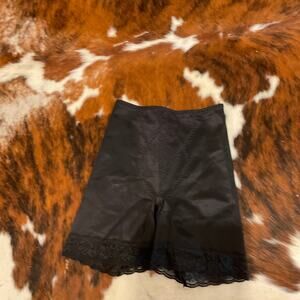 Vintage Stretchy Power Mid Thigh Shapewear Shorts Lace Leg Size XL Black
